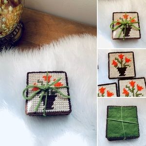 🦋2/$10 3/$15 4/$18 5/$20 Vintage Set of Coasters